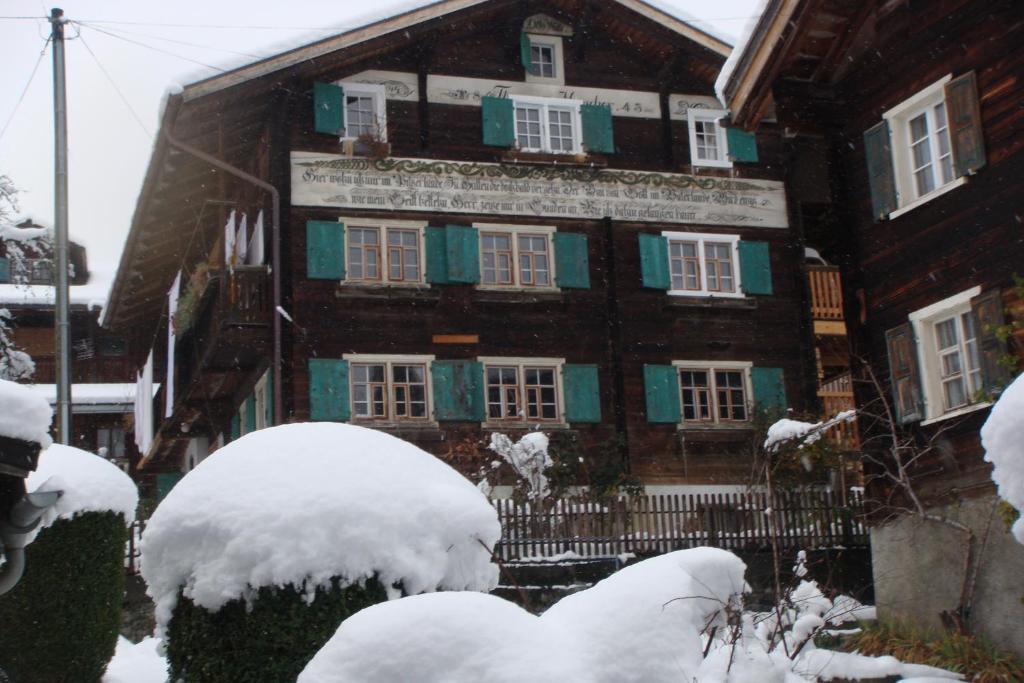 Bnb Hasatrog Jenaz Exteriér fotografie